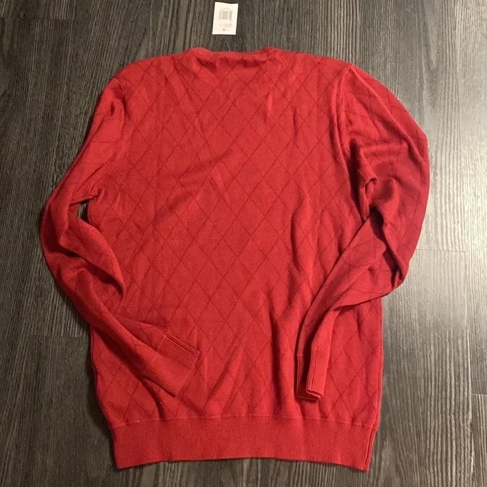 NWT🍍GUESS SWEATER🍍SIZE LARGE🍍O-1